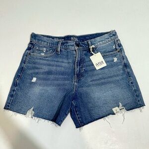 NWT 6 A.N.A. High Rise Denim Boyfriend Jean Shorts 5” Inseam Medium Wash New